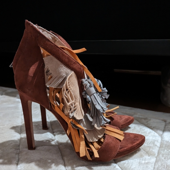 Zara fringe sandal - Picture 2 of 9